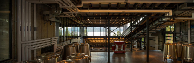 马丁巷酒庄·冯·曼德尔家族的重力酿酒传奇-18