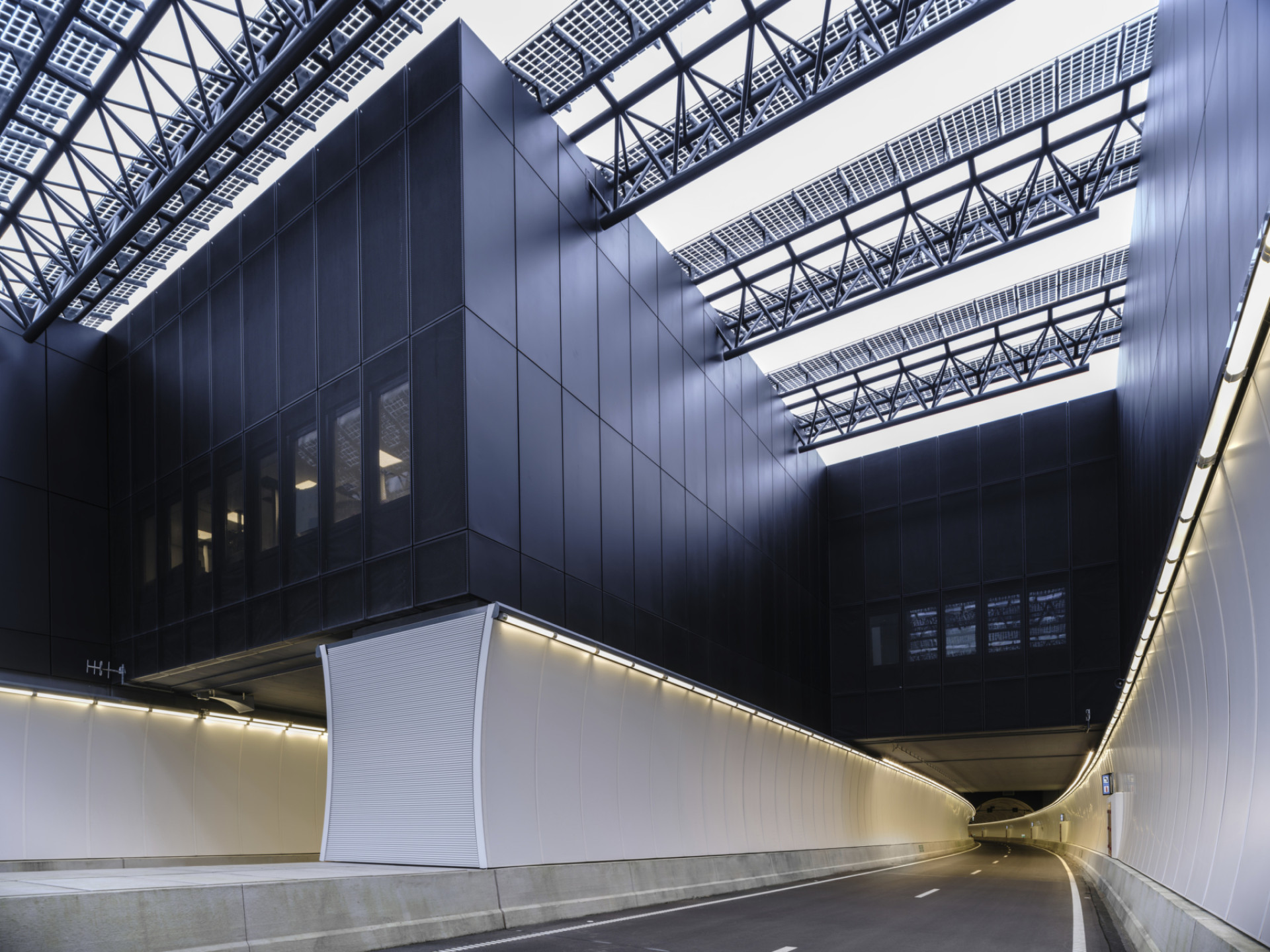 鹿特丹大道（由于此短语从字面上看结合荷兰地名鹿特丹推测是相关道路名，具体更准确名称可能需依据更详细背景信息这里按常规推导给出单一翻译） 丨荷兰海牙-11