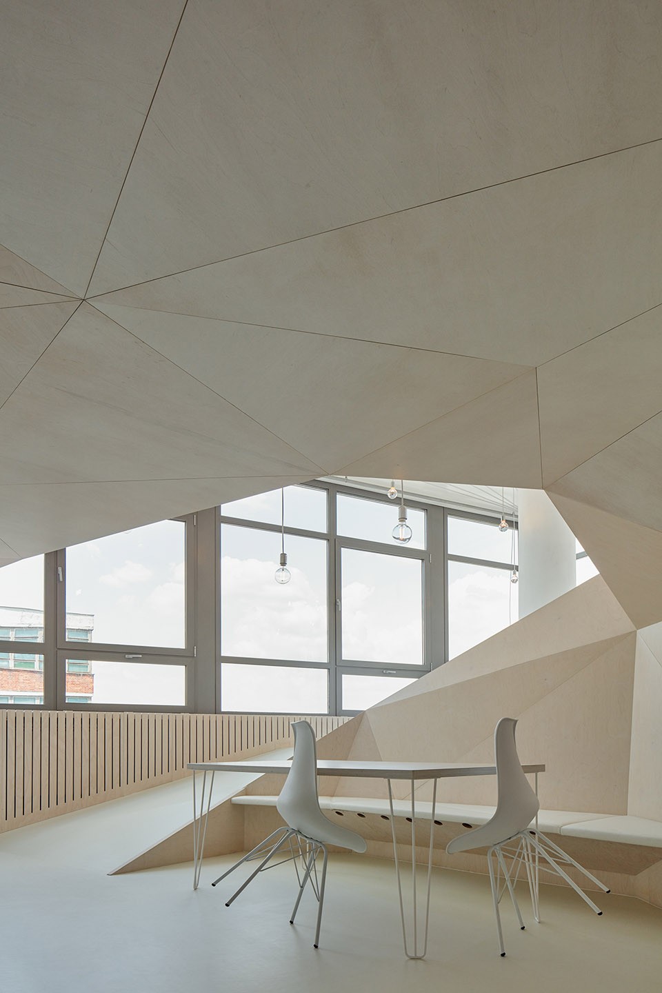 新作 | petrjanda/brainwork：捷克 兹林32号阁楼式公寓-6