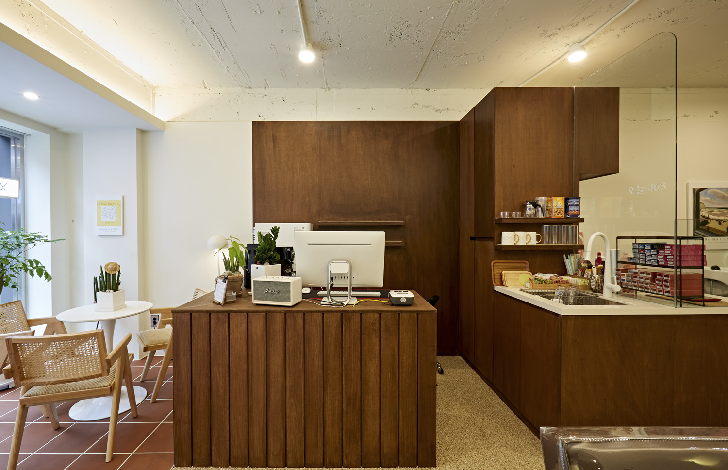 简约风 12 平米美容室设计，打造温馨舒适空间-10