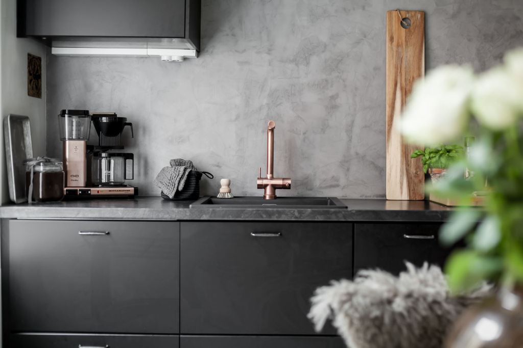 MojStan·net · 小公寓卧室玻璃墙设计-6