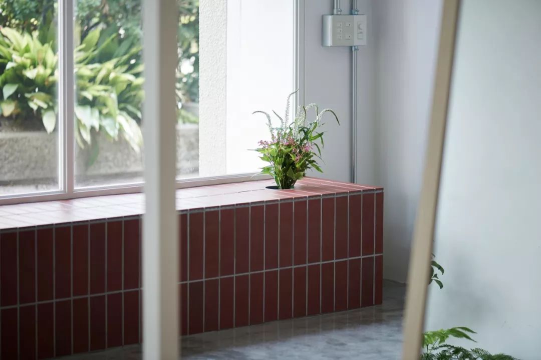 【新店】一个没有招牌的理发店，只有两个座位，佛性理发店-28