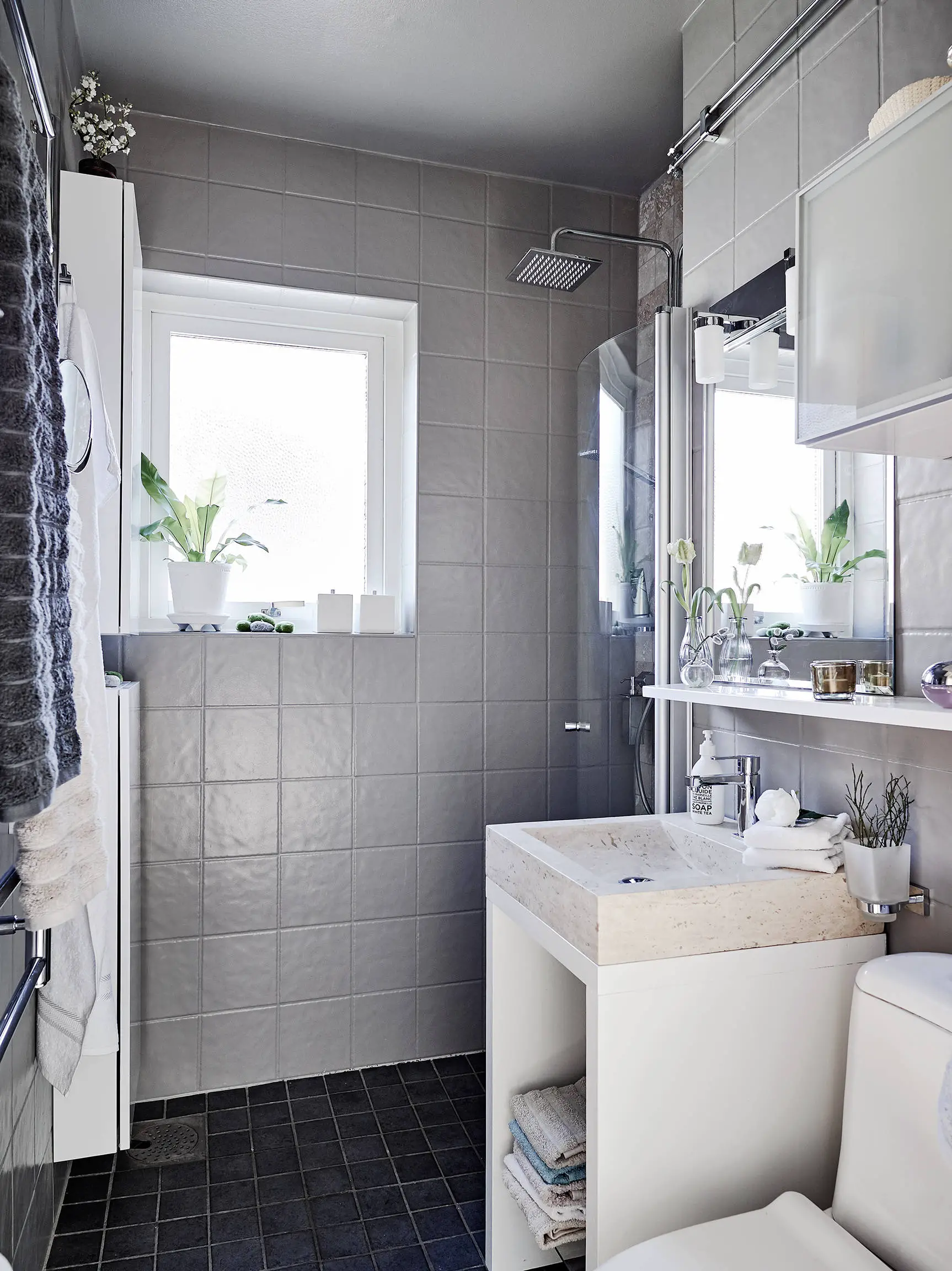 灰色系公寓的温馨生活-19