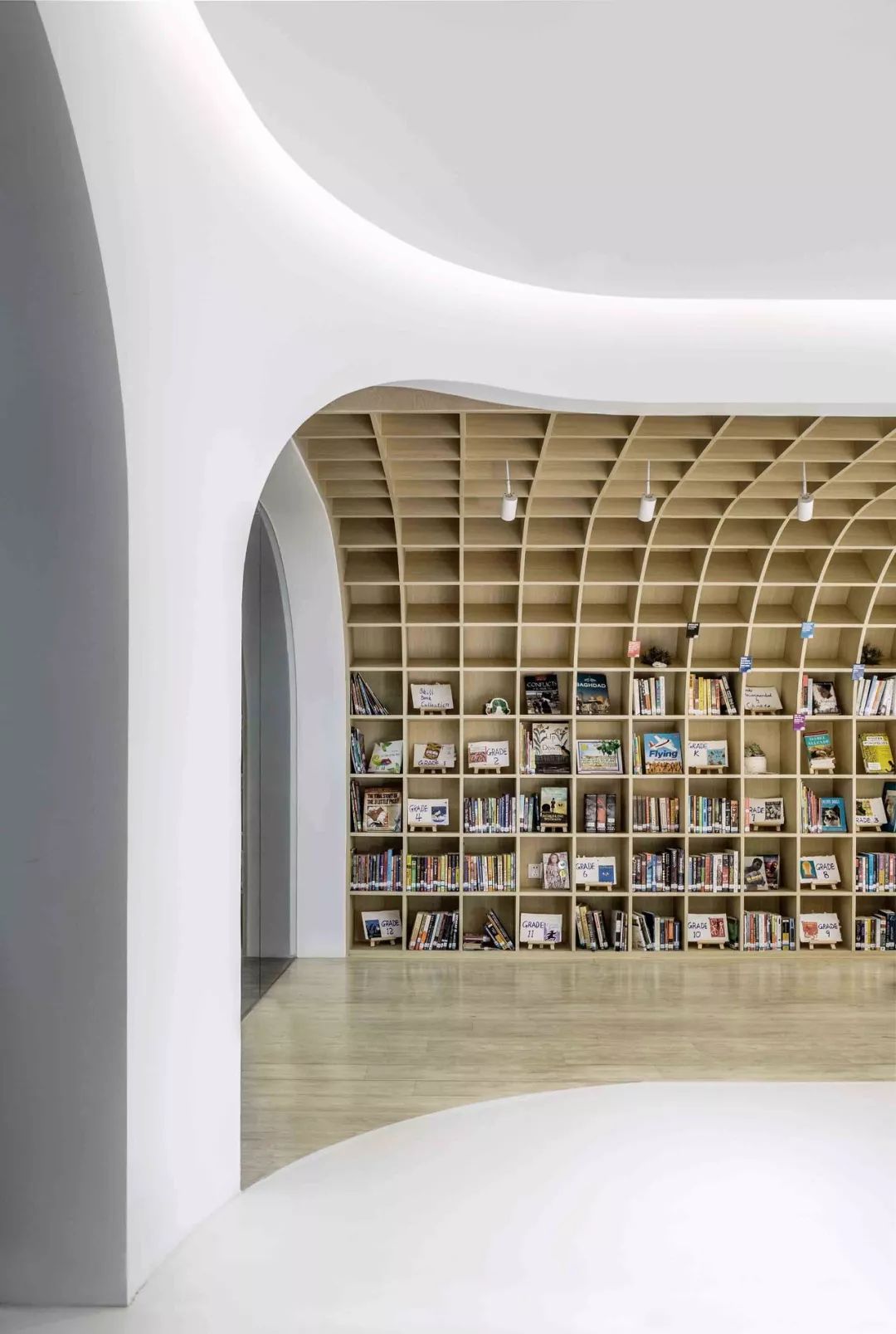 悦读趣教育体验中心 | 激发孩子学习兴趣的现代教学空间-111