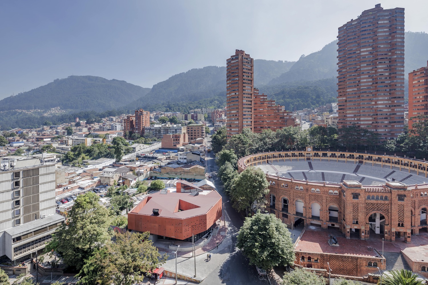 哥伦比亚 Bogotá Macarena 626 办公楼丨taller de arquitectura de bogotá-25