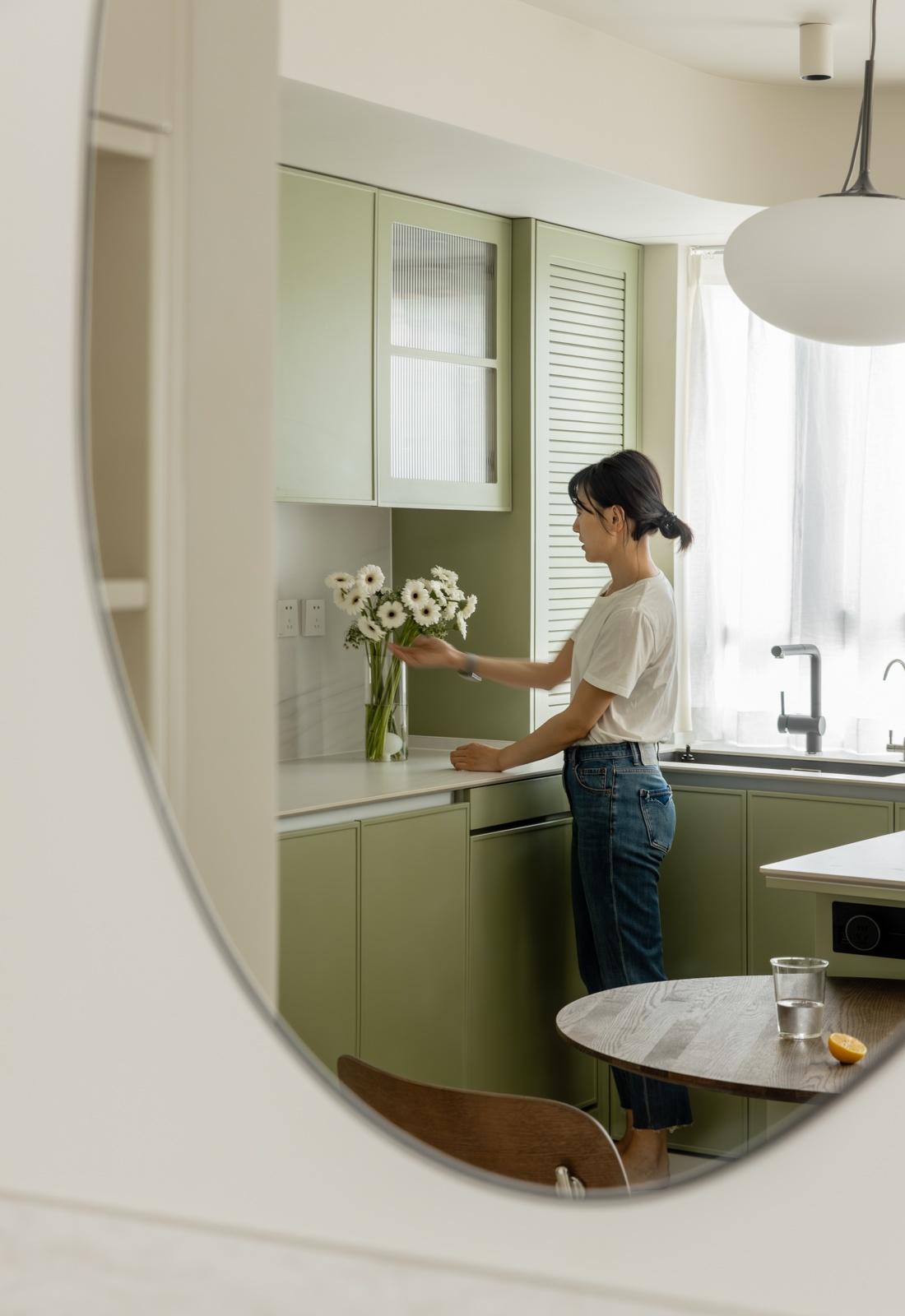 牛油果绿轻复古家居设计-37