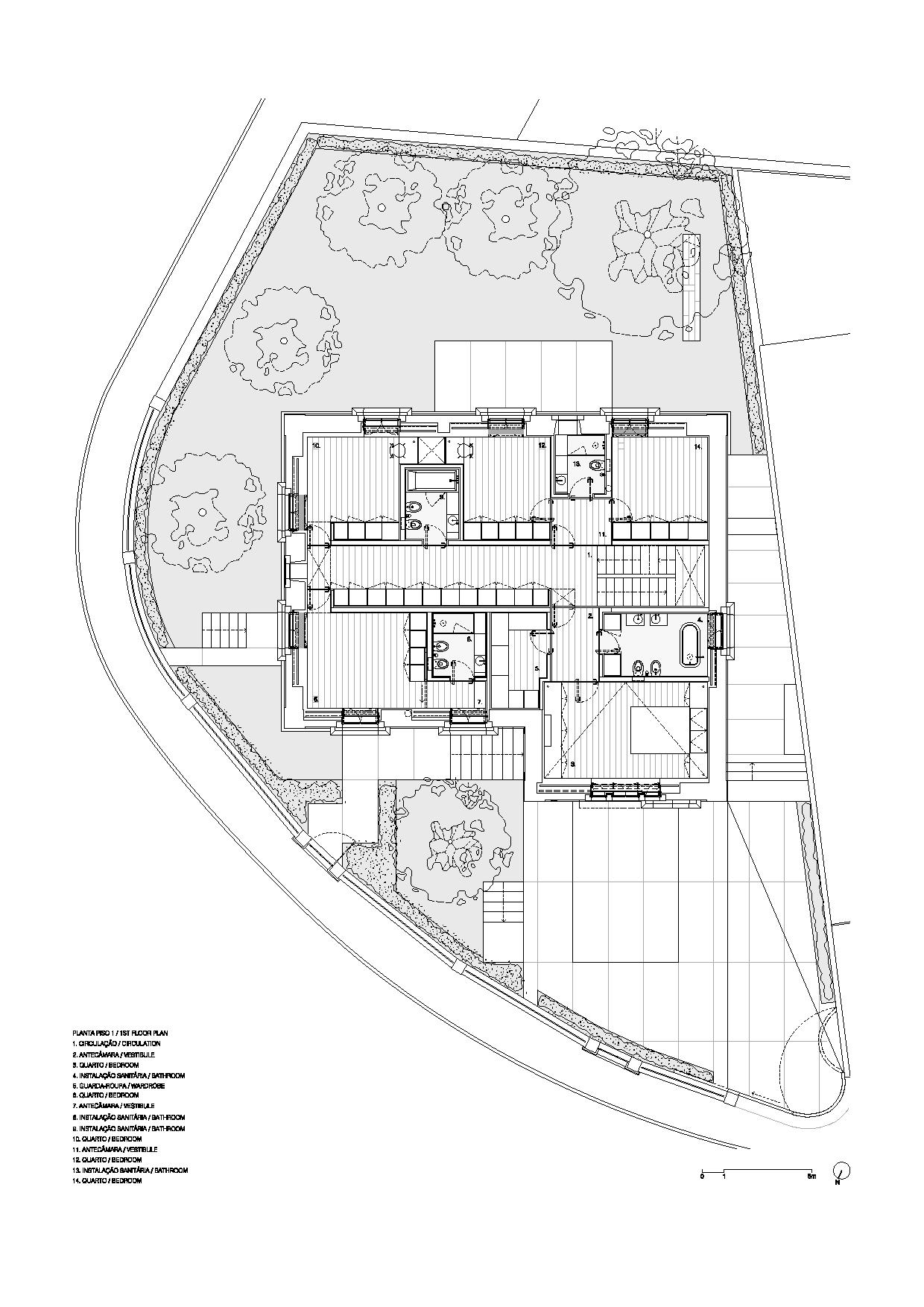 科英布拉单家庭住宅修复-17