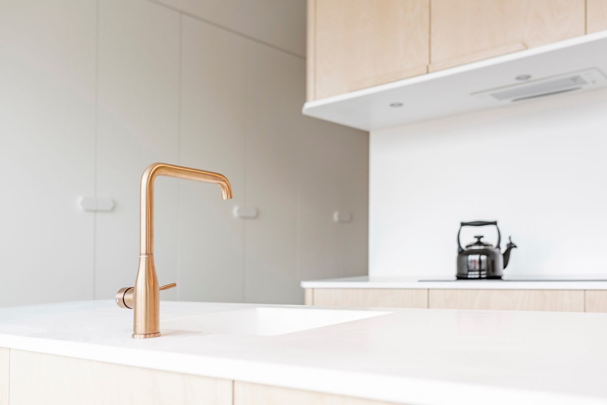 阿姆斯特丹带隐藏功能家具的小阁楼公寓丨荷兰阿姆斯特丹丨建筑工作室Heren 5与家具设计师Paul Timmer-21