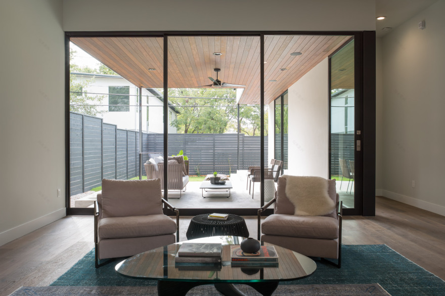 Austin home by Dick Clark + Associates references surrounding properties-15