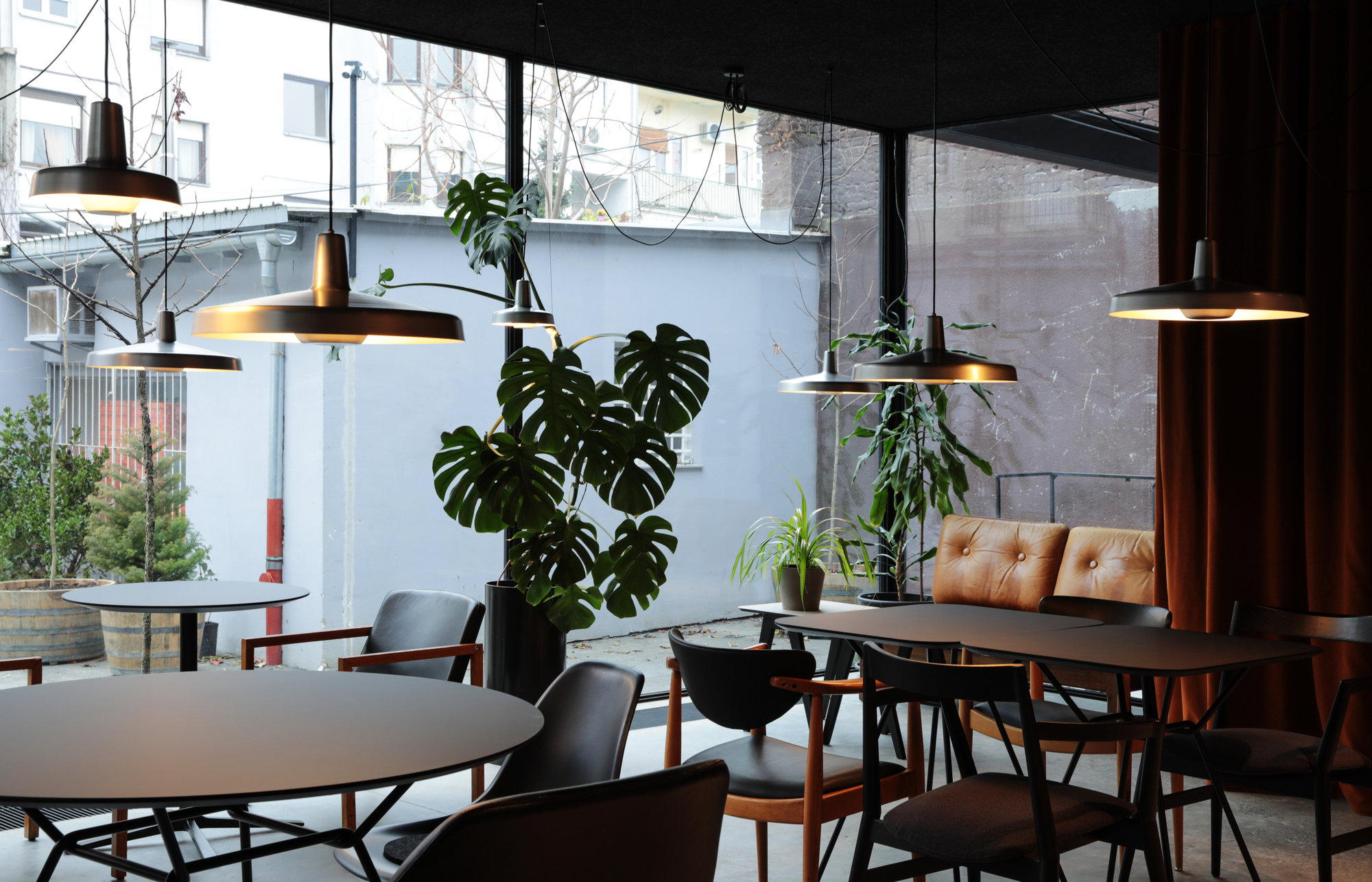 Urania Cinema Transformation / 3LHD-60