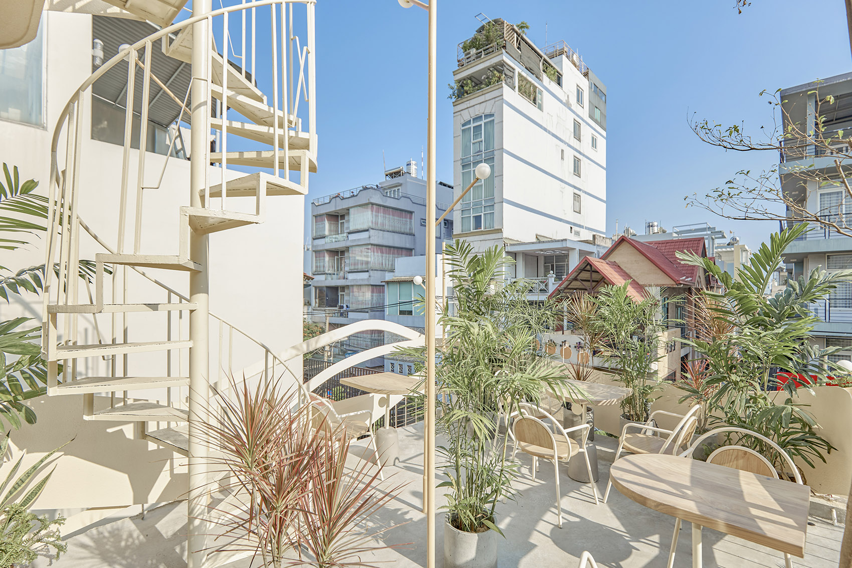 September 咖啡厅 2 号店丨越南胡志明市丨Red5studio + Ben Decor-104