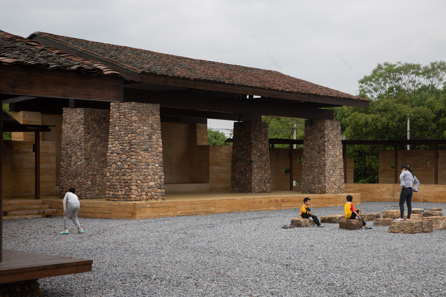 瑶客共生广场丨中国韶关丨有限设计工作室-22