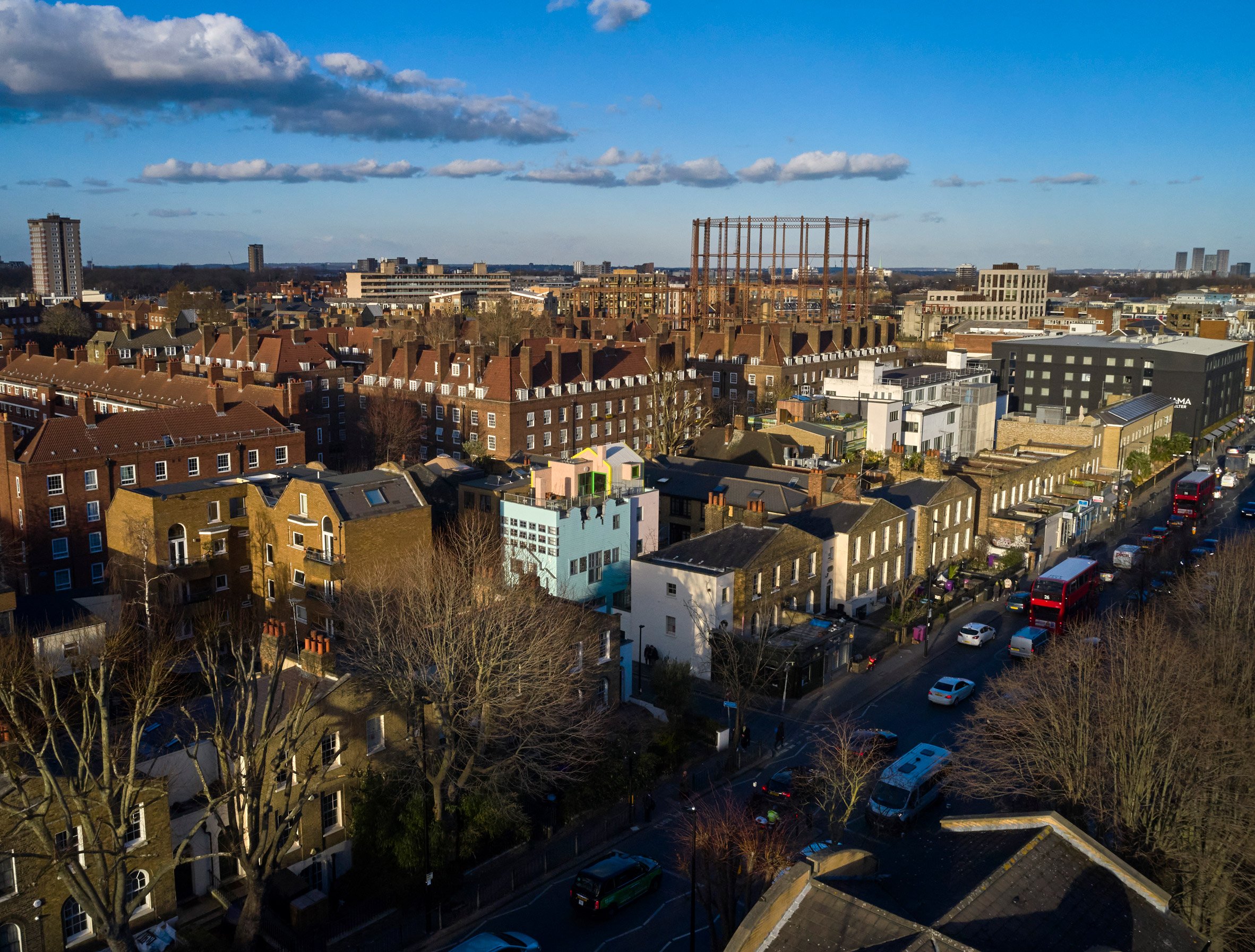 FAT 蓝房子 | 建筑师 Sean Griffiths 的屋顶工作室扩建-43