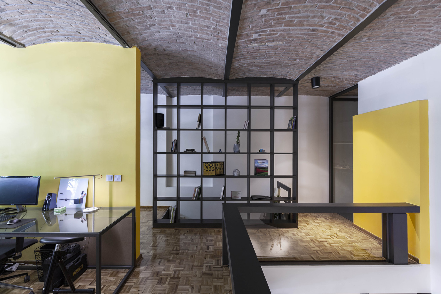 伊朗Soheil办公室-5