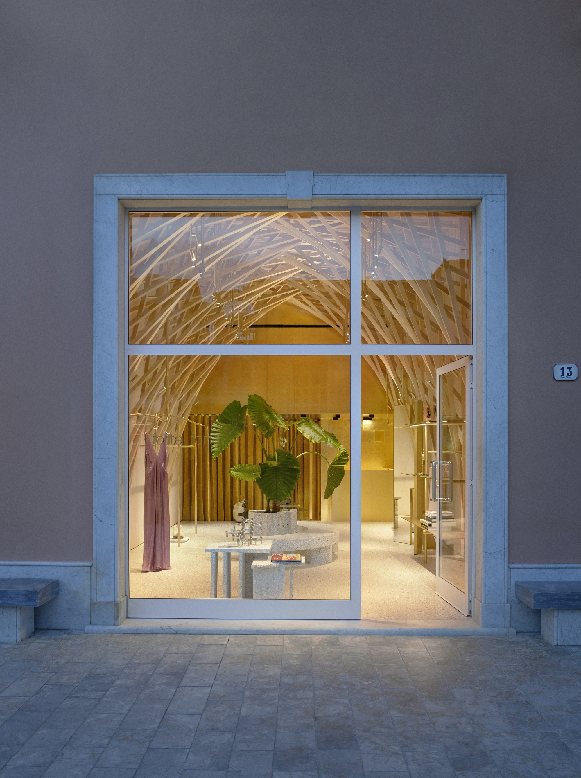 意大利 Forte Dei Marmi 时装零售店丨forte_forte-18