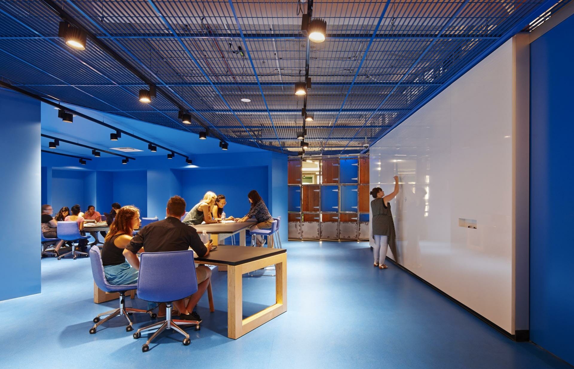 Urban Innovation: Building 24/7 Innovation Districts | Woods Bagot-12