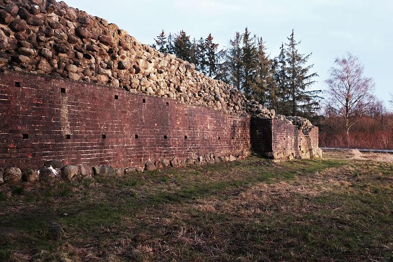 古勒城堡废墟  听（注：LYTT在丹麦语里有听的意思 ，Gurre Slotsruin 是丹麦的古勒城堡废墟） 丨Jacob Fischer,Maria Kristoffersen-2