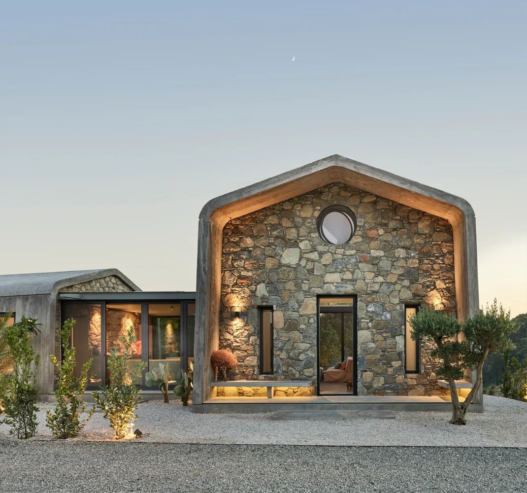 乡村混凝土住宅，多重空间与自然融合-14