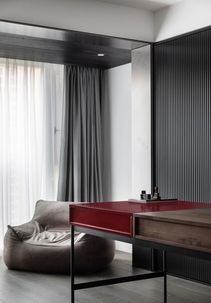 FunHouse 方室设计丨平层丨打破户型定式,楔进书房空间-42