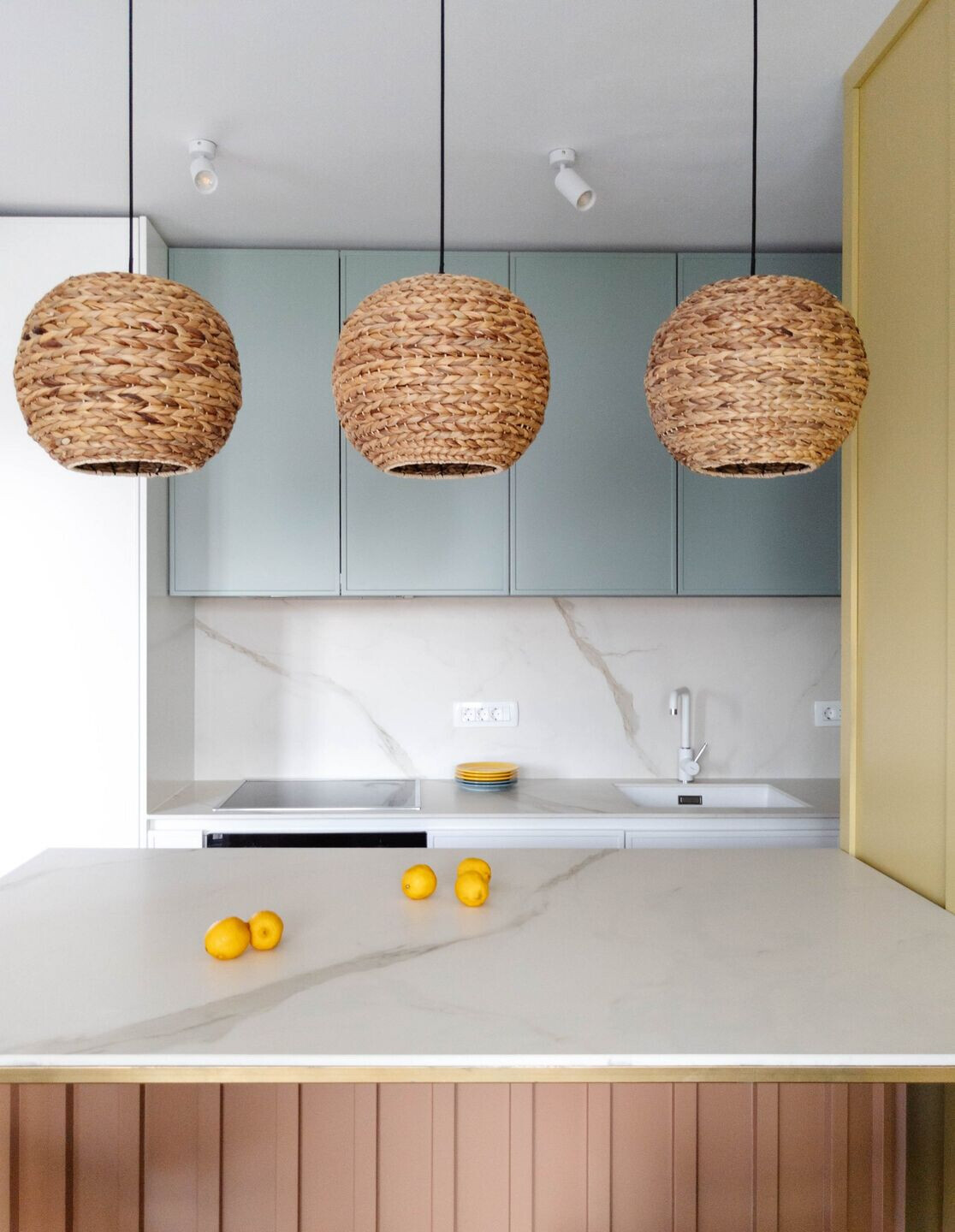 科索沃普里什蒂纳的 60 年代公寓改造-23