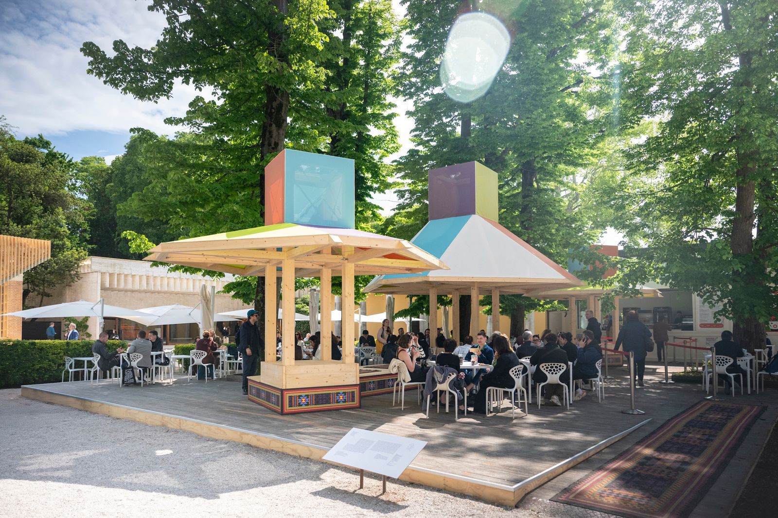 Majlis & The Manama (Wind Catchers) Pavilion  / Ahmed and Rashid Bin Shabib-22