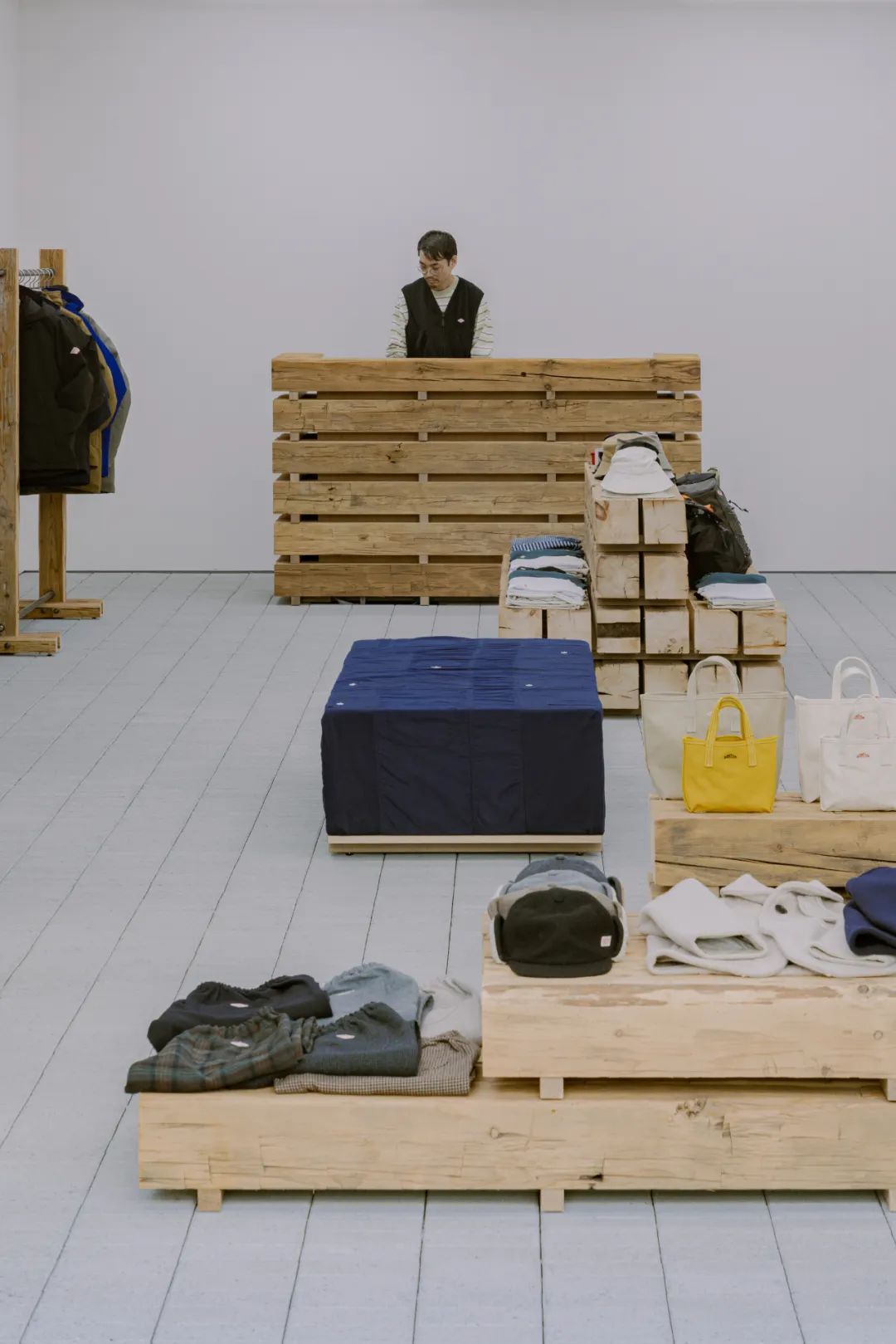 Danton 东京原宿旗舰店丨日本东京丨小大建築設計事務所-37