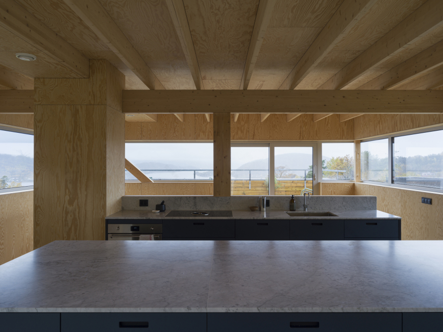 挪威别墅设计,岩石与玻璃的现代演绎-23