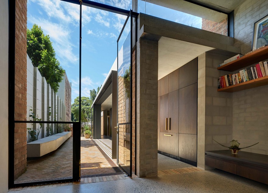 Weatherboard Cottage Extended by Welsh   Major Architects-12