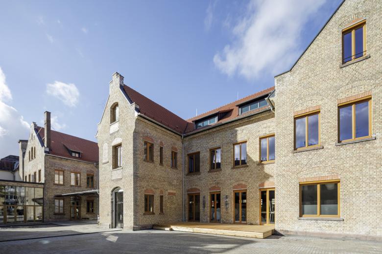 旧蒸汽神龛工厂丨德国卡尔斯鲁厄丨baurmann.dürr Architekten-17