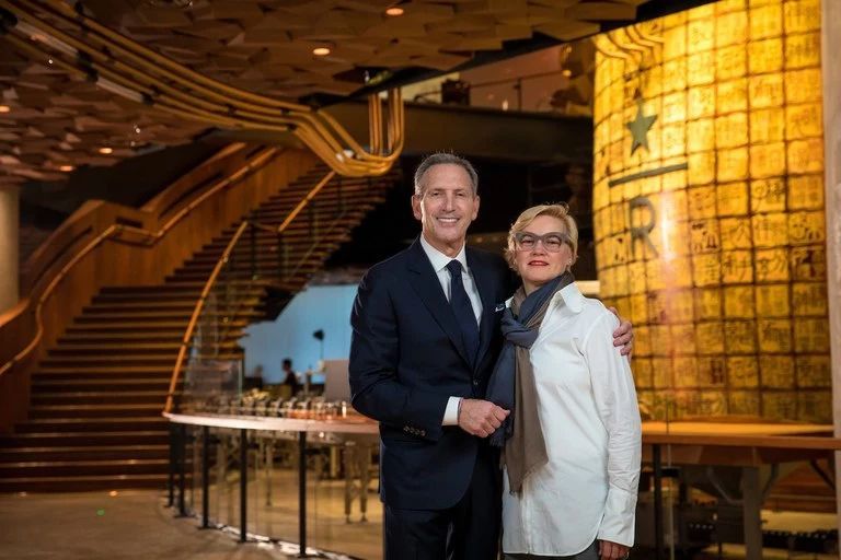 星巴克首席设计官-1