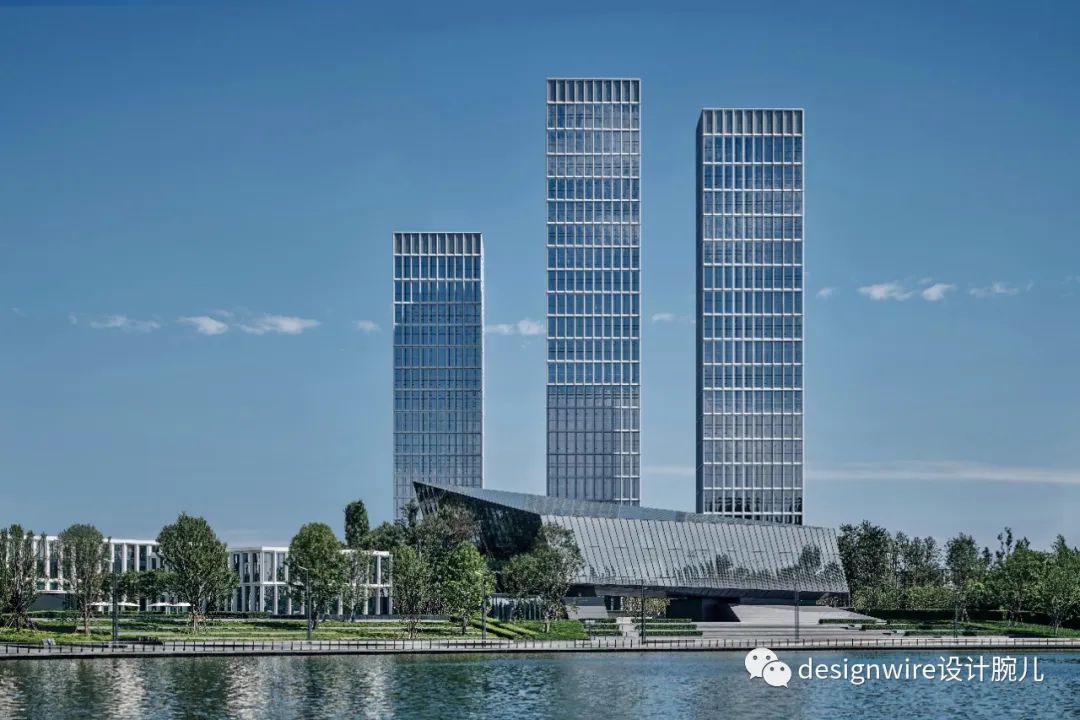 蔚蓝湖滨1号丨中国成都丨SCDA-42