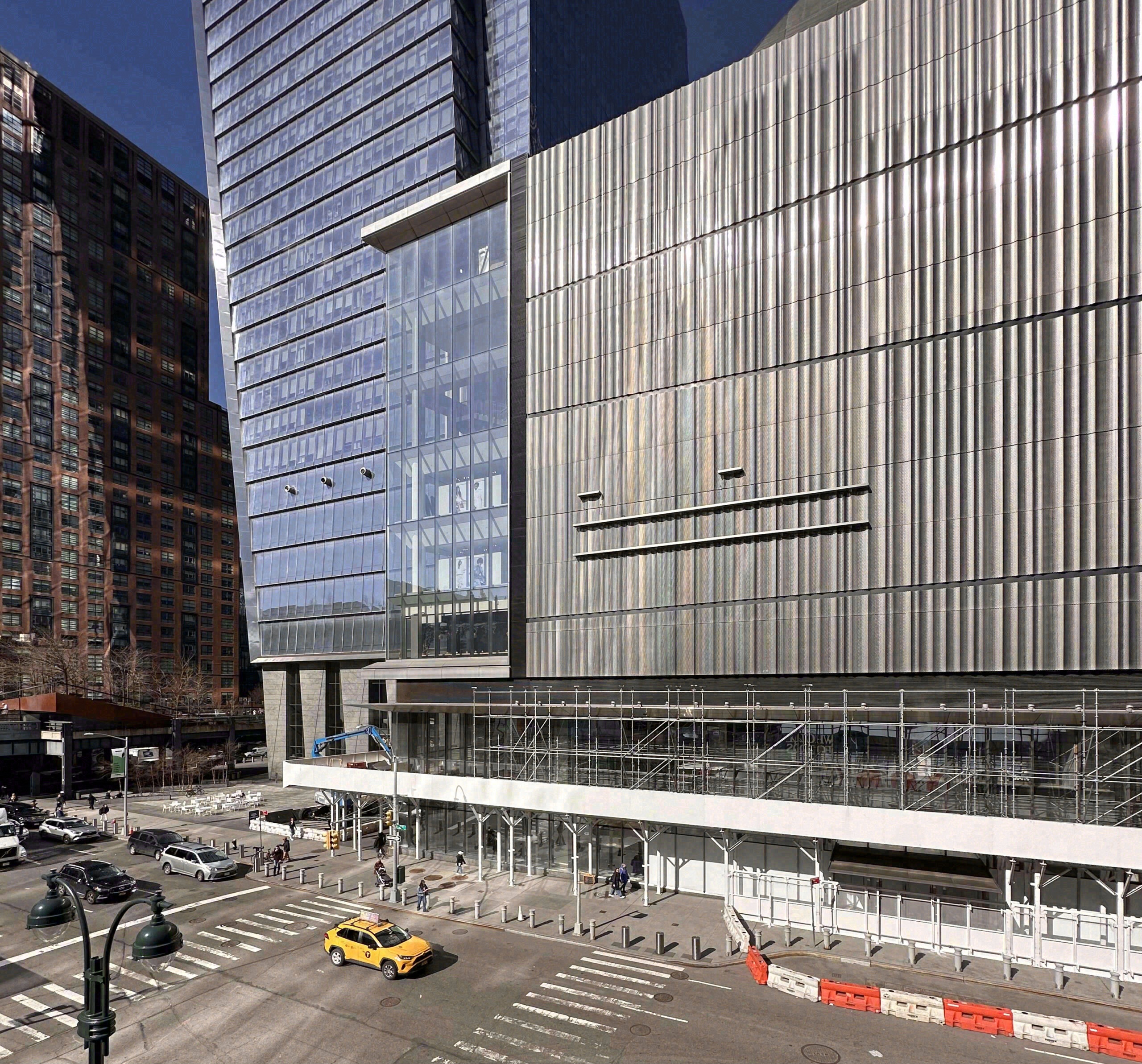 Wells Fargo Begins Retail-to-Office Conversion of 20 Hudson Yards in Hudson Yards, Manhattan - New York YIMBY-15