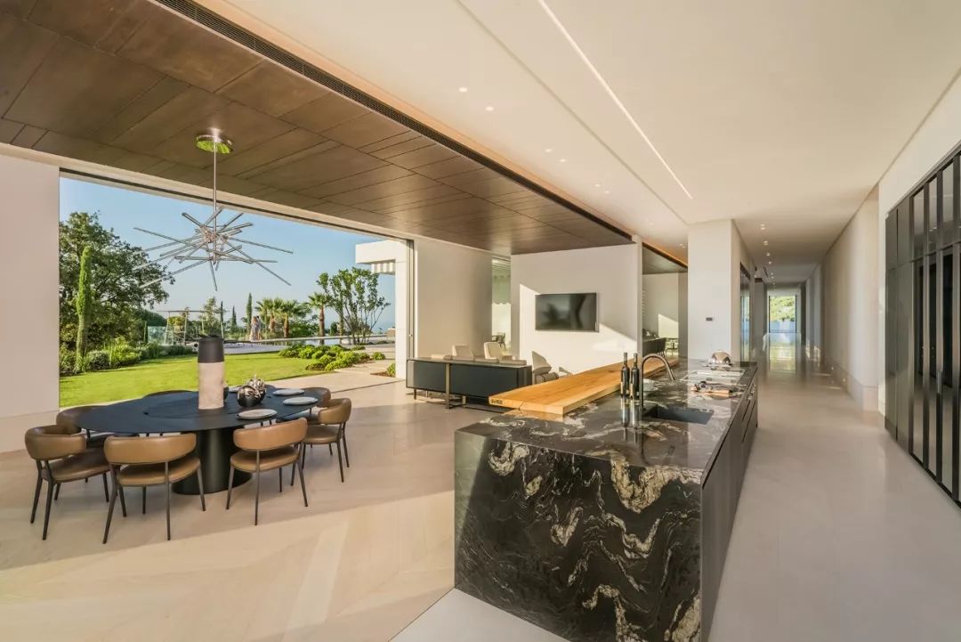 西班牙马尔韦利亚 3100㎡奢华别墅设计,现代优雅的豪宅典范-42