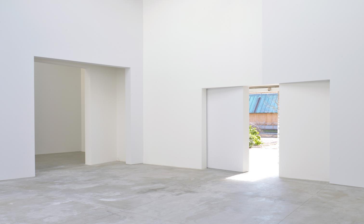 错位建筑 · 西班牙馆在威尼斯双年展的独特设计-11