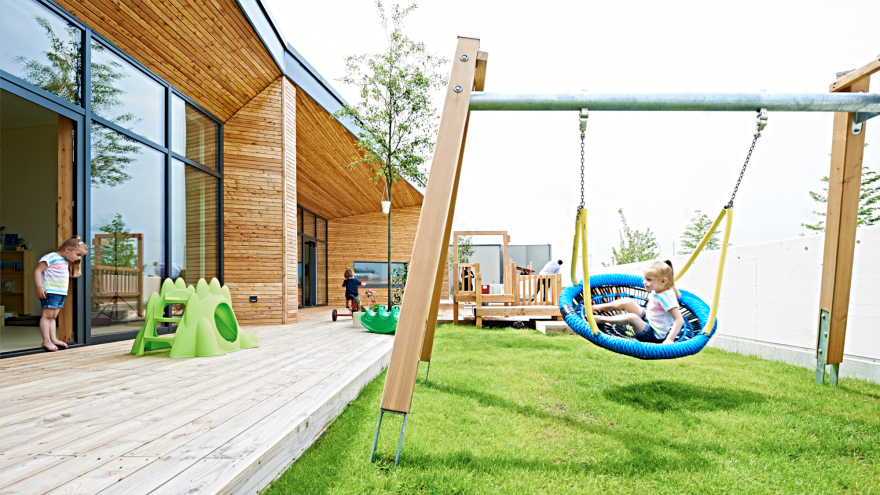 德国最高日托中心 · 纽伦堡“沃尔克 10”-10