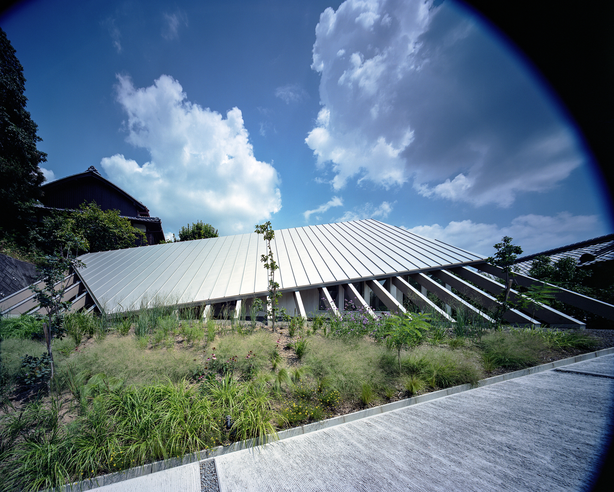 House in Gakuenmae / Fujiwaramuro Architects-27