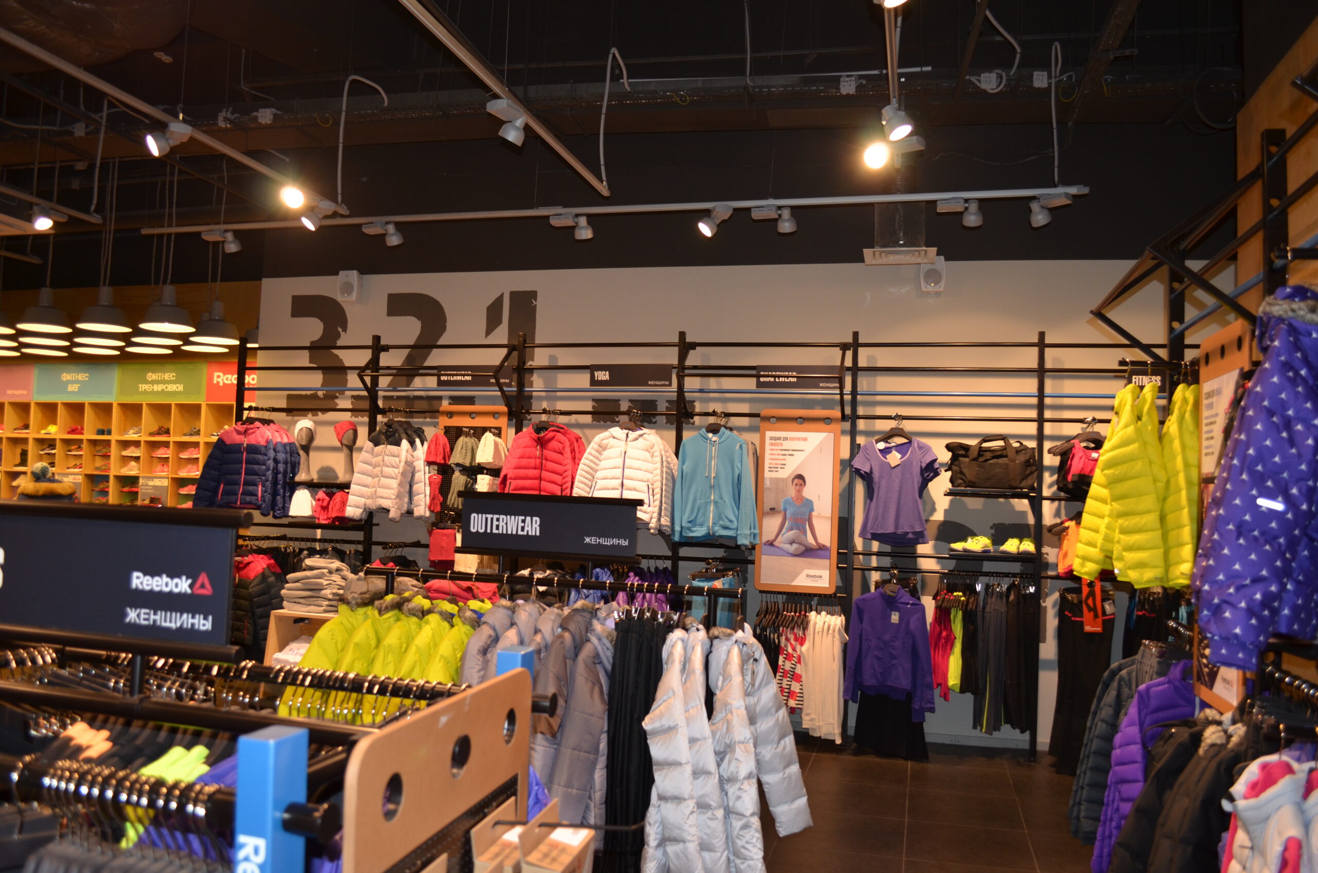 “Reebok”商店设计丨ARXY工作室-23