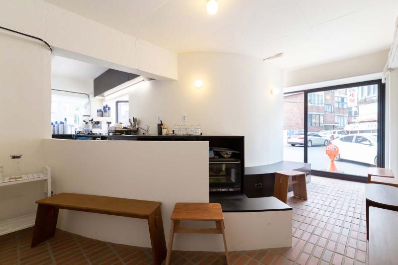 14 平米迷你咖啡馆，打造感性 Instagram 风格空间-11