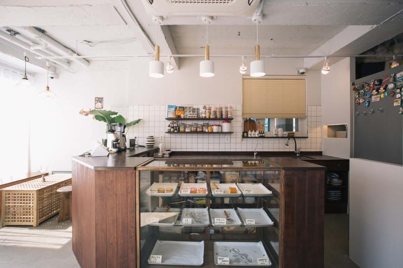 10 坪甜蜜空间，打造温馨艺术咖啡馆-5