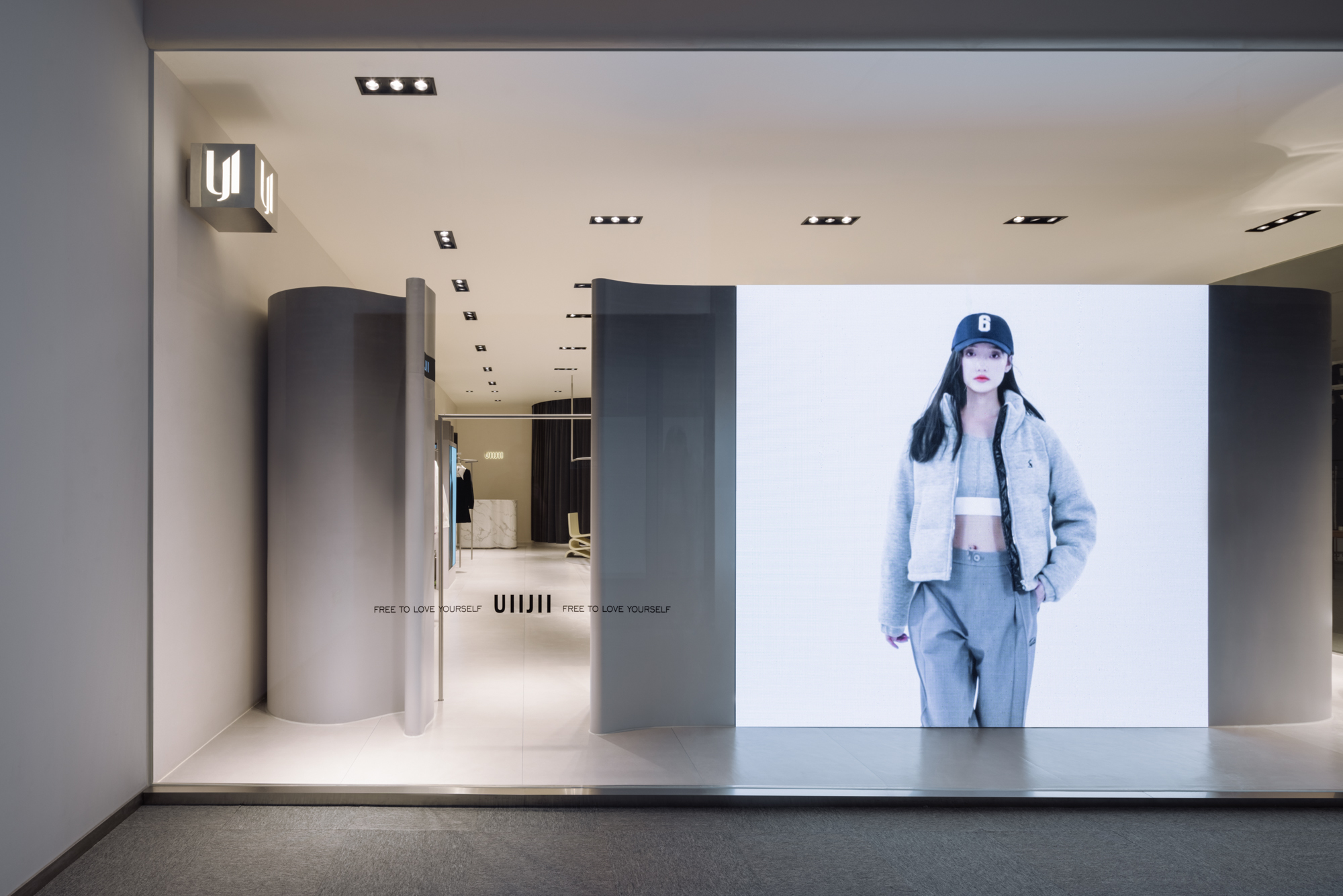 UIIJII 多元美学空间丨中国杭州丨及上室内设计事务所-0