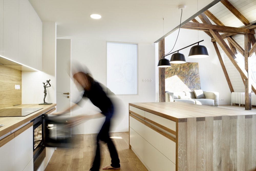 复古与现代交融的捷克公寓设计-25