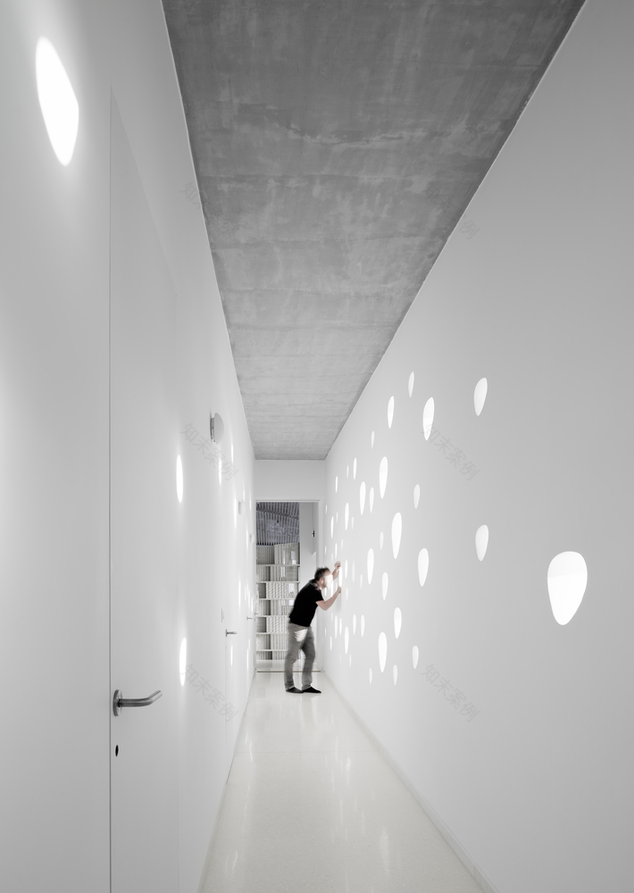 维拉·伊普西龙-16