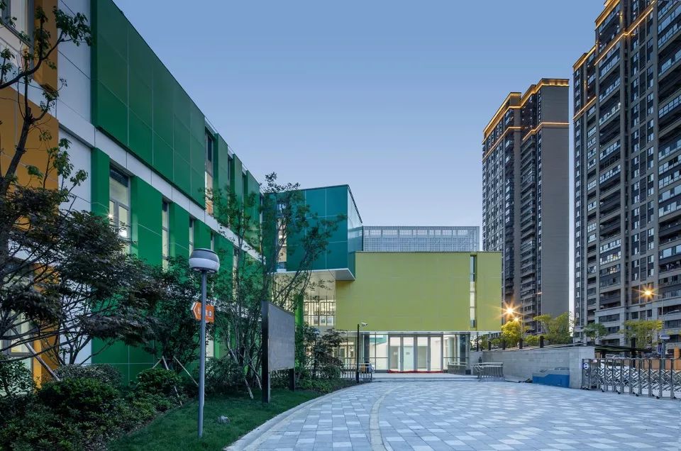 苏州吴郡幼儿园 | 多彩礼盒环抱的童年时光-67