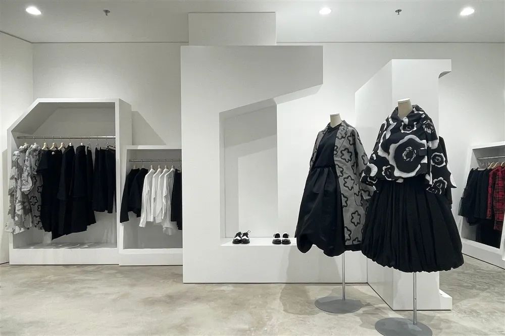 川久保玲亲自操刀，Dover Street Market Beijing 全新北京店铺设计-25