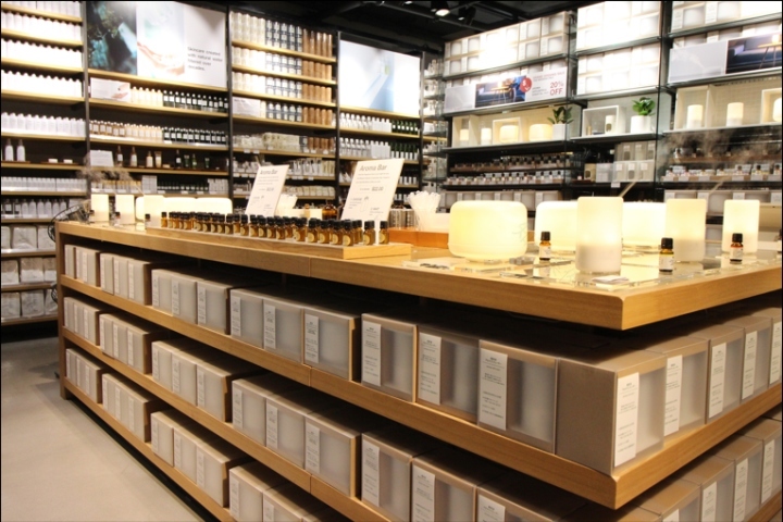 无印良品温哥华旗舰店-13