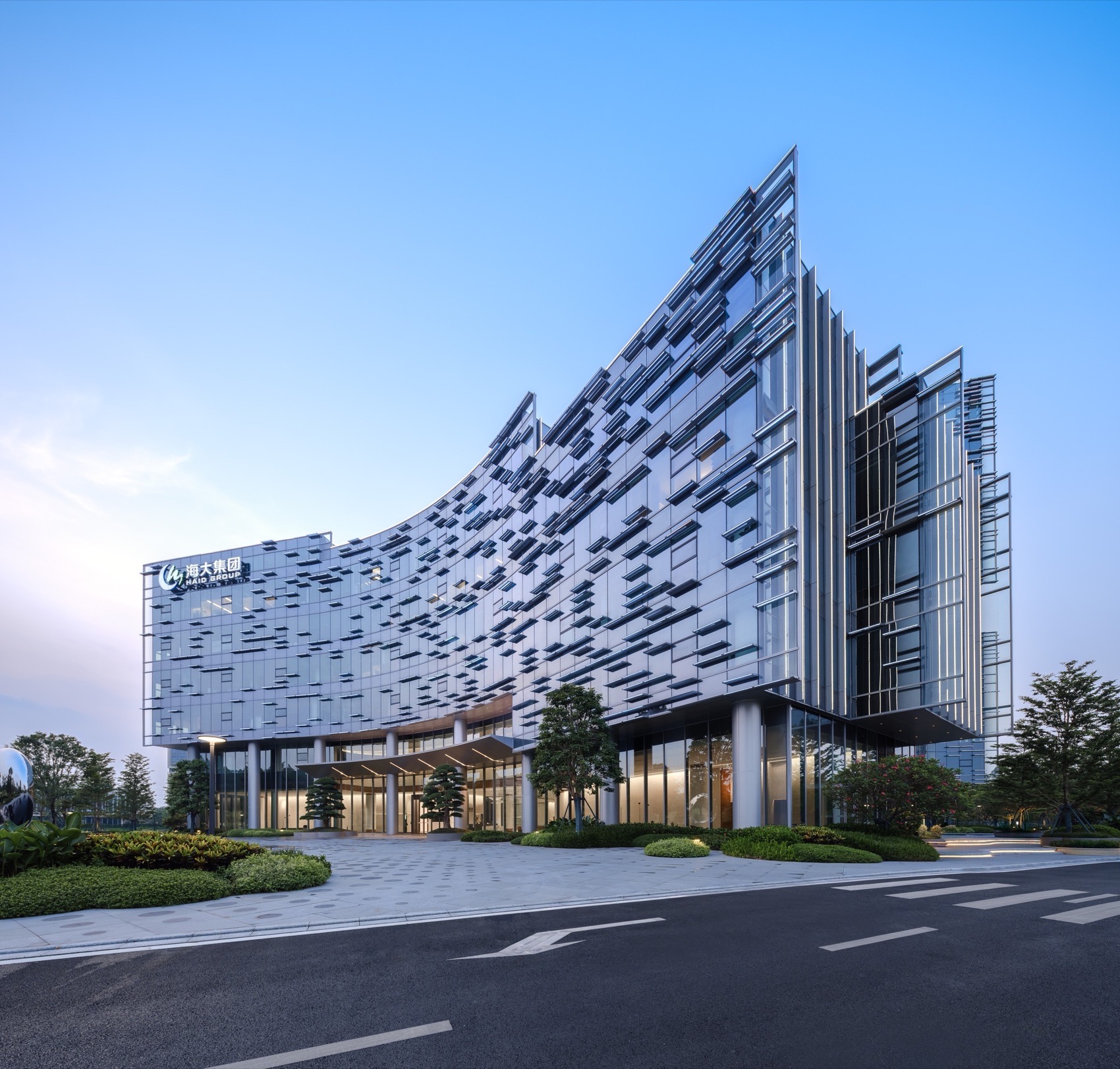 海大科学园丨中国广州丨NBBJ,广州市设计院集团有限公司,LOLA景观建筑事务所等-20