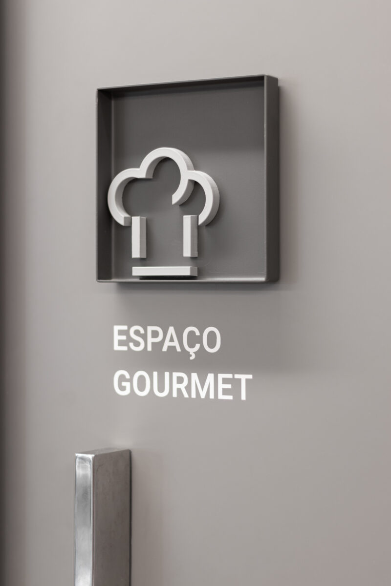 Linked Teresópolis - /STUDIOMDA - Wayfinding Design-8