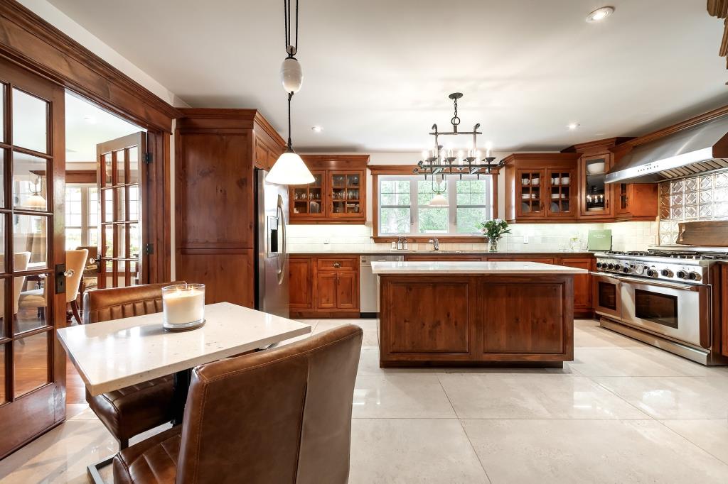 Valleyfield滨水宽敞房产丨加拿大魁北克丨Joli Joli Design-14