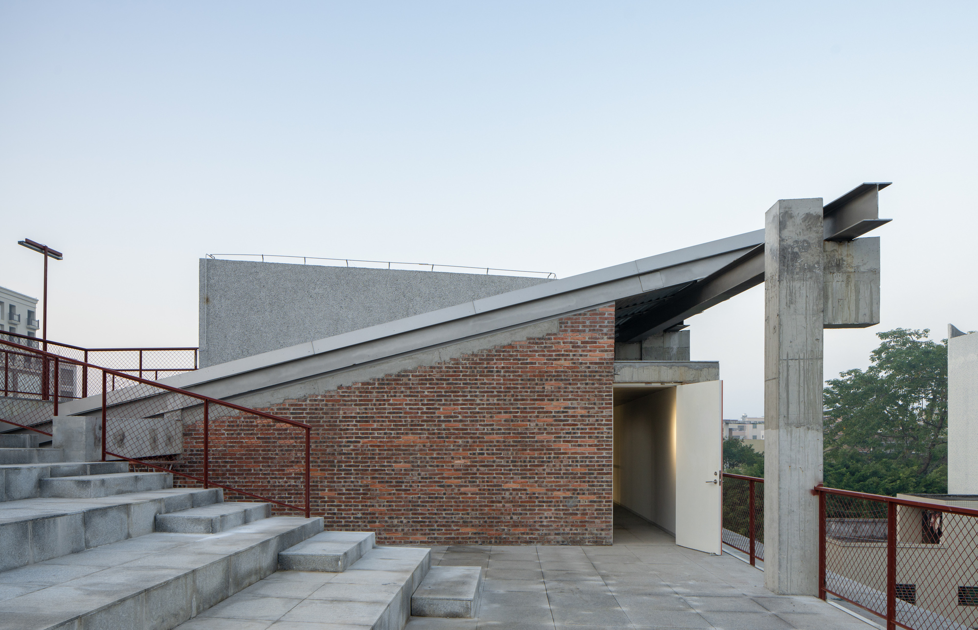 吳陽文化站,屋頂望海,簷下有風丨中国湛江丨WAU建筑事务所-14