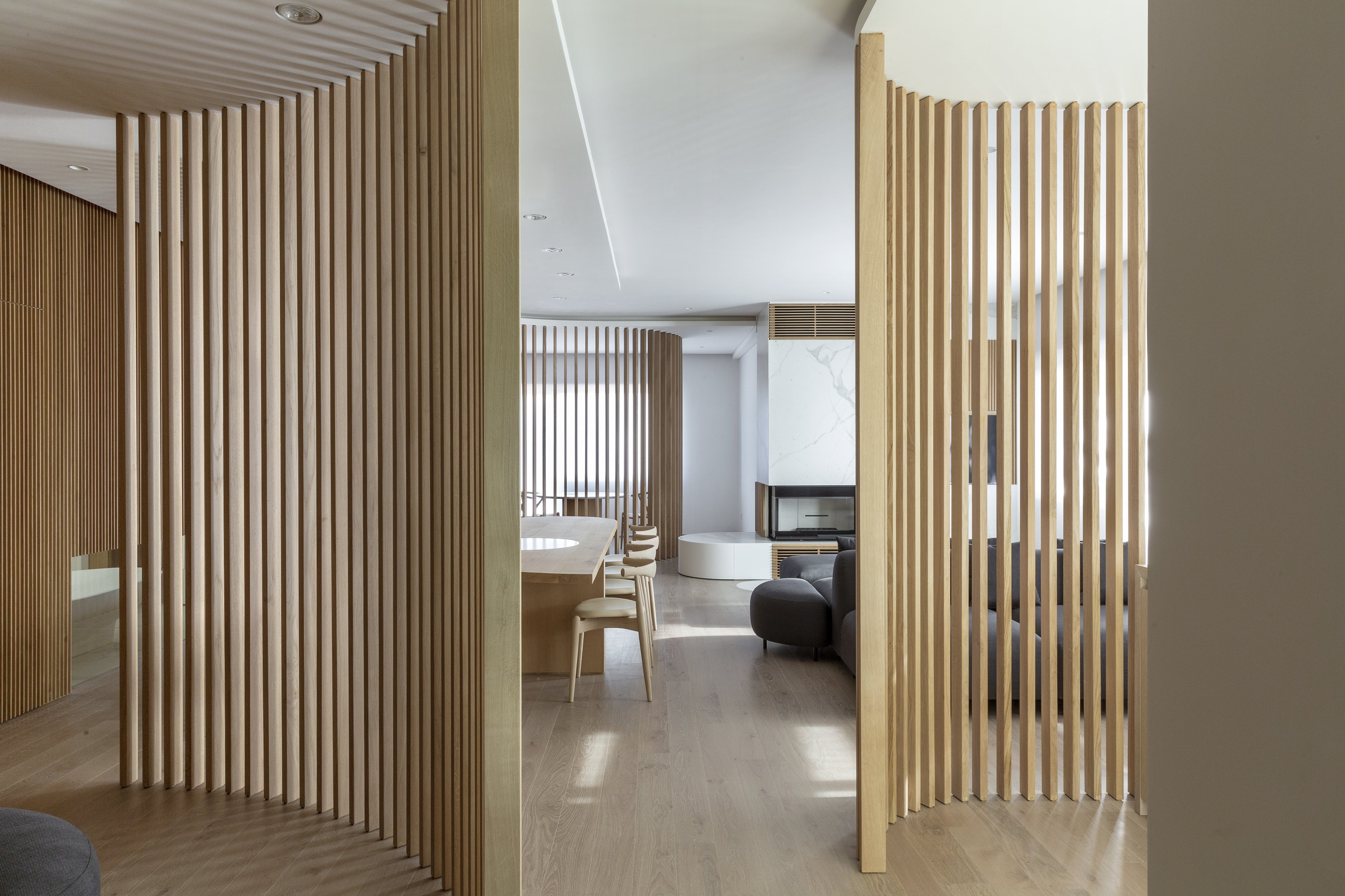 直线弯曲的住宅丨意大利罗马丨filippo bombace-29